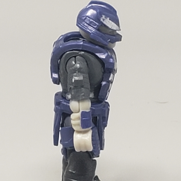 Mega Construx Halo Infinite Brute Warrior Mini-Action Figure - Picture 4 of 8